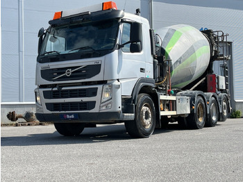 Camión hormigonera VOLVO FM10