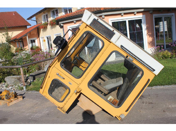Cabina LIEBHERR