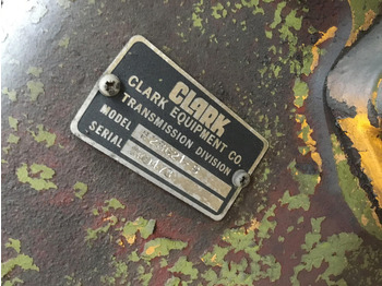Caja de cambios para Grúa Grove RT 65S Gearbox Clark R28621-8: foto 5