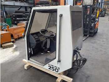 Cabina para Autogrúa Terex PPM ATT 250 lower cabin: foto 3 Cabina para Autogrúa Terex PPM ATT 250 lower cabin: foto 3