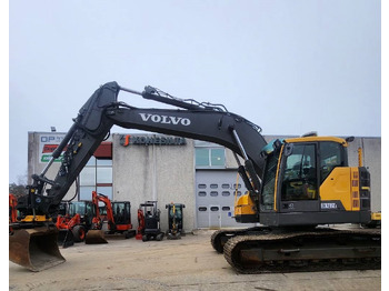 Excavadora de cadenas VOLVO ECR235EL