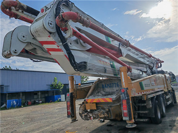 Camión bomba de hormigón XCMG Official Hb67V 2020 Year Heavy Duty 67m Used Concrete Pump Truck for Sale: foto 3