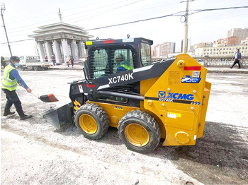 Leasing para XCMG XC740K small 1ton skid steer loader with attachment price XCMG XC740K small 1ton skid steer loader with attachment price: foto 2