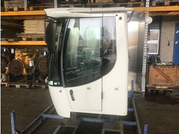 Cabina e interior LIEBHERR