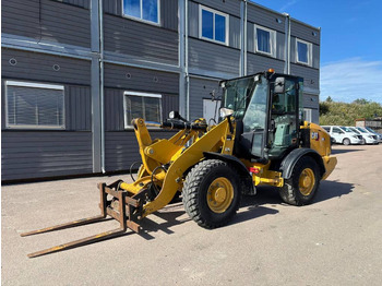Cargadora de ruedas CATERPILLAR 906M