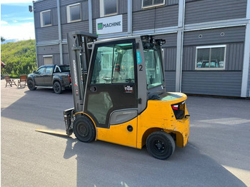 Carretilla elevadora diésel Jungheinrich DFG 425 S: foto 3