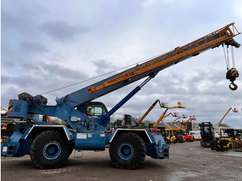 Grúa para terrenos difíciles TEREX