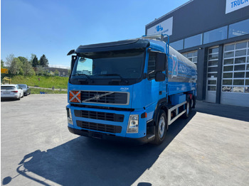 Camión cisterna VOLVO FM 500