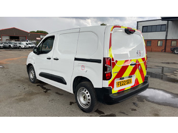 Furgoneta pequeña Vauxhall Combo Cargo 2300 1.5 TURBO D 100PS: foto 3 Furgoneta pequeña Vauxhall Combo Cargo 2300 1.5 TURBO D 100PS: foto 3