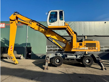 Manipulador de materiales LIEBHERR A 934