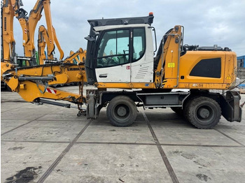 Manipulador de materiales LIEBHERR LH 22 M