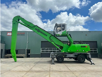 Manipulador de materiales SENNEBOGEN