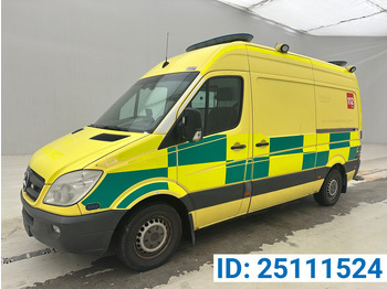 Ambulancia MERCEDES-BENZ Sprinter 319