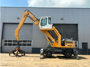 Manipulador de materiales LIEBHERR A 904 C