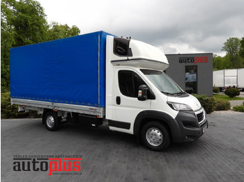 Furgoneta con lona PEUGEOT Boxer