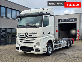 Camión portacontenedore/ Intercambiable MERCEDES-BENZ Actros 2545