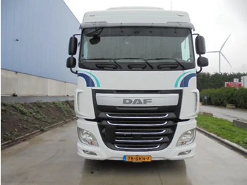 Cabeza tractora DAF XF 440: foto 2