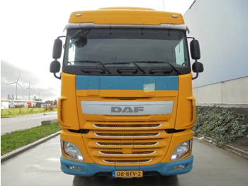 Cabeza tractora DAF XF 440: foto 2