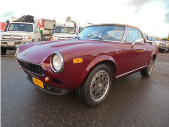 Coche FIAT