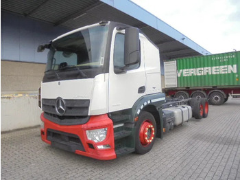 Camión portavehículos MERCEDES-BENZ Actros