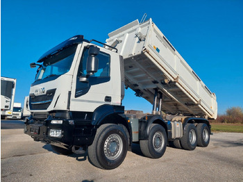 Camión volquete IVECO X-WAY
