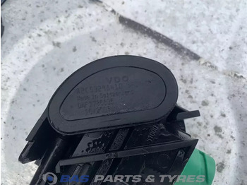 Depósito de combustible para Camión DAF Brandstoftank DAF 690 Liter 1945569: foto 5 Depósito de combustible para Camión DAF Brandstoftank DAF 690 Liter 1945569: foto 5