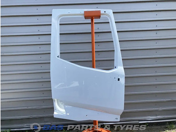 Puerta y piezas RENAULT T