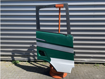 Puerta y piezas SCANIA R