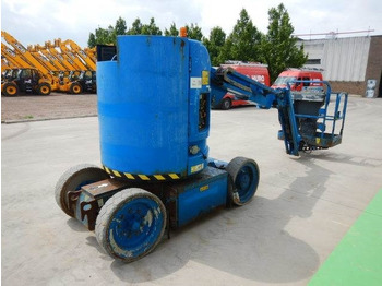 Plataforma articulada JLG E300AJP: foto 4