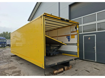 Camión caja cerrada MAN TGL