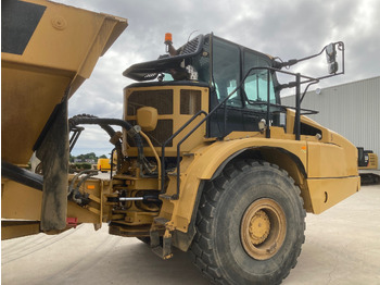 Dúmper articulado CATERPILLAR 745: foto 5