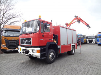 Camión de bomberos MAN F90