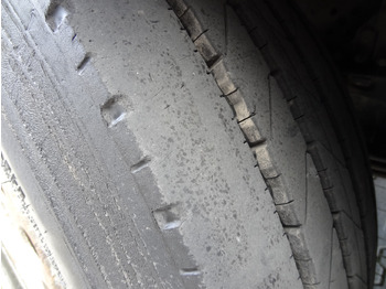 Camión caja abierta, Camión grúa Mercedes-Benz Actros 2533 6X2 HMF 1820 Langmaterial: foto 3 Camión caja abierta, Camión grúa Mercedes-Benz Actros 2533 6X2 HMF 1820 Langmaterial: foto 3