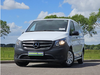 Furgoneta pequeña MERCEDES-BENZ Vito 114