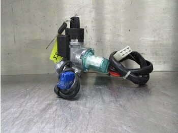 Sistema eléctrico Mercedes-Benz A 943 460 00 04 CONTACTSLOT EURO 5: foto 2