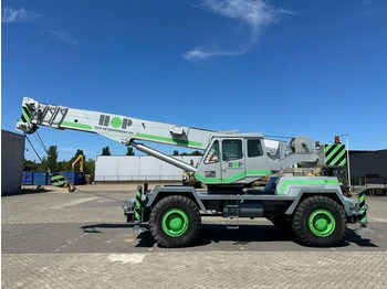 Grúa para terrenos difíciles FAUN