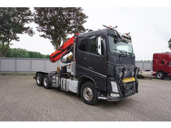 Camión forestal, Camión grúa Volvo FH16-750 / ENGINE RUNNING / 6x4 / RETARDER / BIG AXLE / VEB+ / PALFINGER FD250 / EURO-6 / 2016: foto 3