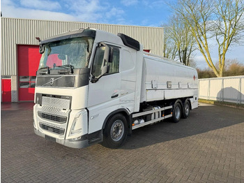 Camión cisterna VOLVO FH