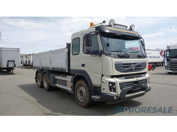 Camión volquete VOLVO FM11