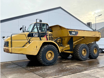Dúmper articulado CATERPILLAR 740