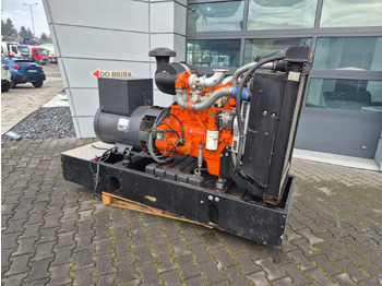 Generador industriale nuevo MECALAC ECP34 2S4 - Iveco Engine,126kVA,New oils, filters, Mecc Alte ECP34 2S4 - Iveco Engine,126kVA,New oils, filters, Like New: foto 2 Generador industriale nuevo MECALAC ECP34 2S4 - Iveco Engine,126kVA,New oils, filters, Mecc Alte ECP34 2S4 - Iveco Engine,126kVA,New oils, filters, Like New: foto 2