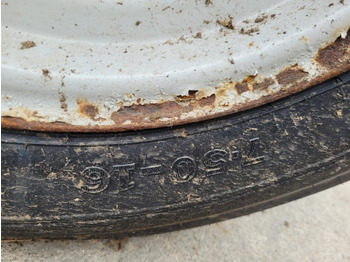 Rueda completa Ford 2600, 3600, 4600, 4000 Pair Front Wheel Rim And Tyre 7.50-16 Original Fomoco: foto 3