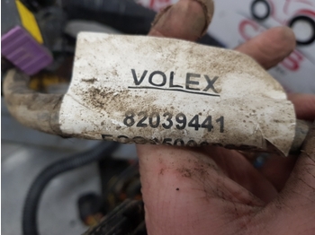 Cables/ Alambres para Tractor New Holland Tsa Series Cab Wiring Loom 87313607, 82035387, 82039441, 87304271: foto 4