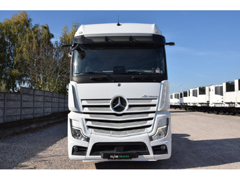 Cabeza tractora Mercedes-Benz Actros 5 1845 BigSpace Max tanks: foto 2