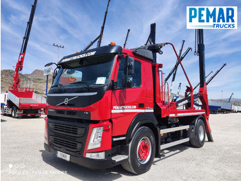 Camión portacontenedor de cadenas VOLVO FM 330