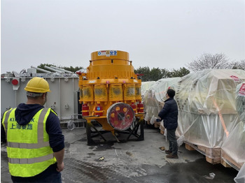 Trituradora de cono nuevo Kinglink KLC1300 Iron Ore Cone Crusher 150-250TPH: foto 2