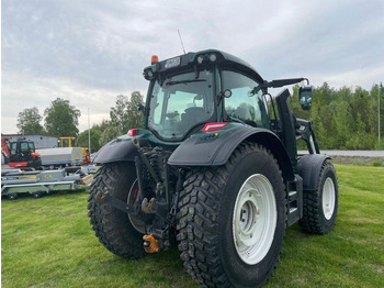 Tractor Valtra N154E Versu SmartTouch MR19 Valtra N154E Versu SmartTouch MR19 med frontlastare Quicke Q5M: foto 5