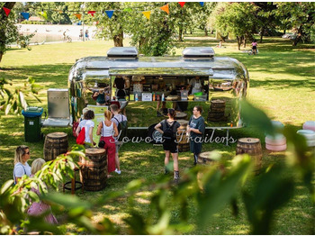 Remolque venta ambulante para transporte de alimentos nuevo YOWON European standard food trailer with CE certificate: foto 3 Remolque venta ambulante para transporte de alimentos nuevo YOWON European standard food trailer with CE certificate: foto 3