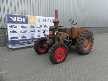 Tractor LANZ BULLDOG
