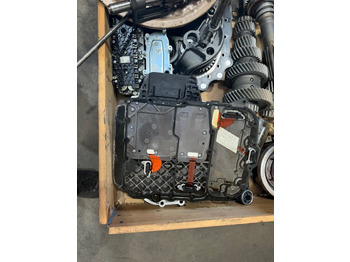 Caja de cambios y piezas para Camión ZF Getriebesteller Oberteil TRAXON Deckel 0501331678: foto 4 Caja de cambios y piezas para Camión ZF Getriebesteller Oberteil TRAXON Deckel 0501331678: foto 4